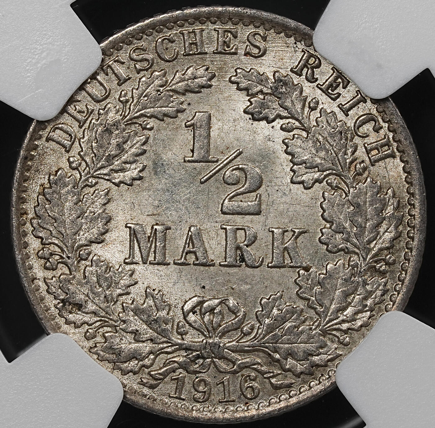 修遠堂世界钱币第九十二期 NGC MS65 1916年德国1/2马克银币 A厂铭