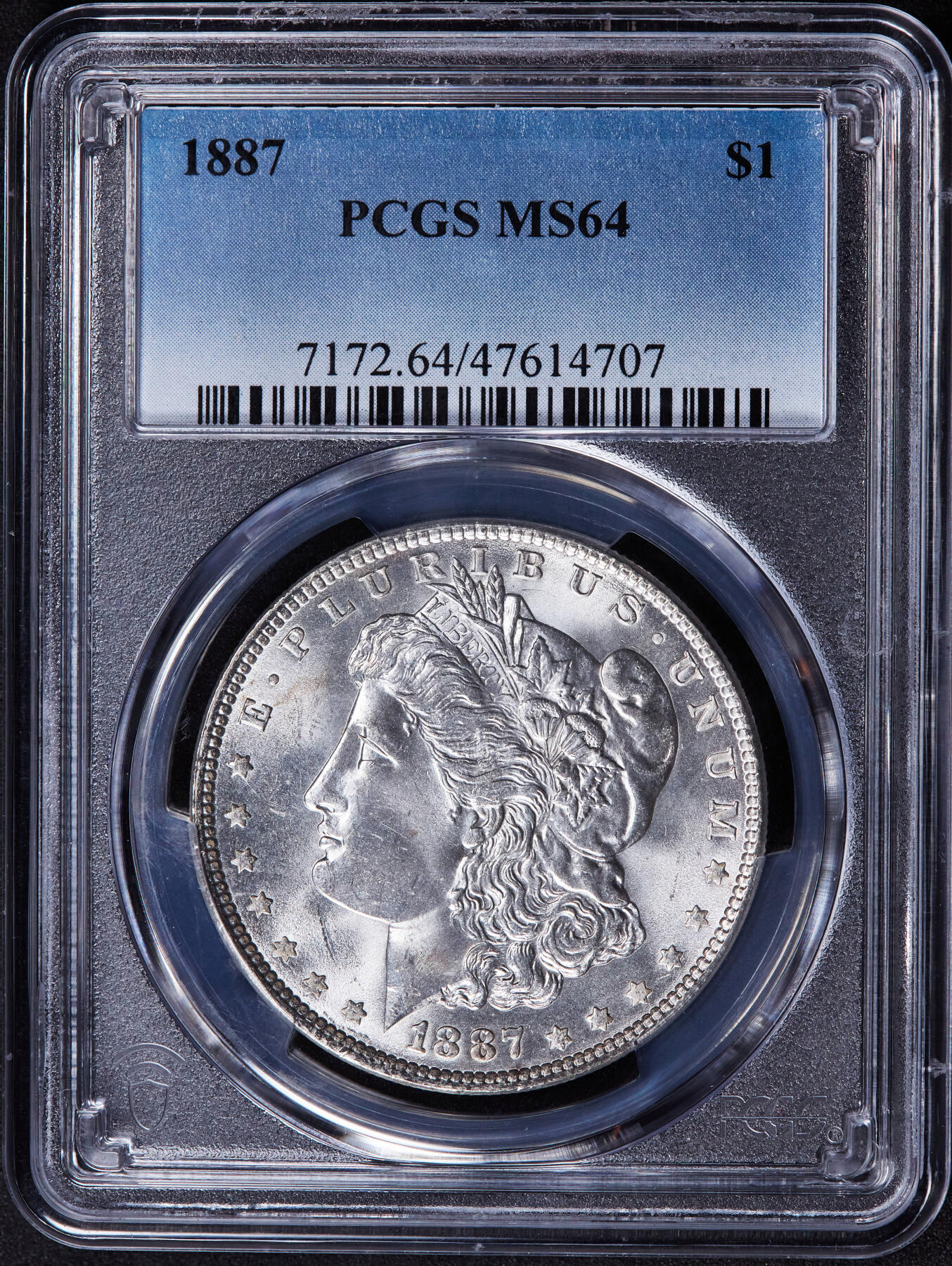 【俄甄集藏】2025年(044)11-12星期三晚 19:30 全场包邮 美国1887年摩根1美元大银币，PCGS MS64，车轮转光