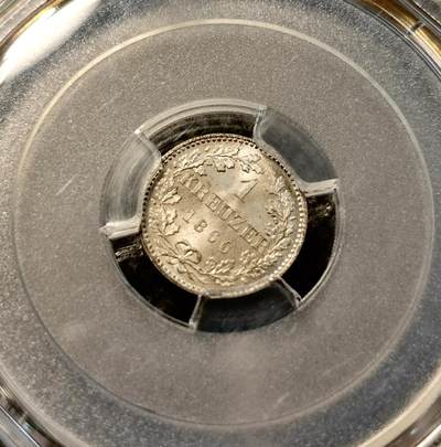 甄臻铺-世界币章拍卖（第38期）立冬小精品场，送拍享返佣金等优惠多多 NGC MS67 1866年德国法兰克福1克鲁泽银币。非常难得的高分，法兰克福经典双鹰徽章，底板如丝绸般细腻有光泽。无瑕疵的一枚精品。