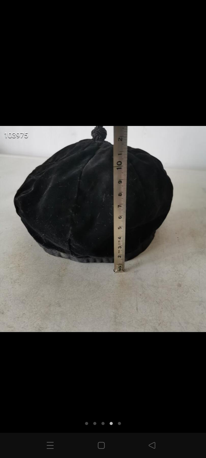 民国时期，地主老财瓜皮帽一个，品相如图，琉璃帽顶子，保老保真