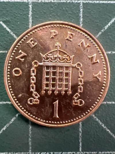 第1133  硬币专场 （无押金，捡漏，全场50包邮，偏远地区除外，接收代拍业务，本店十天发一次货） 英国一便士