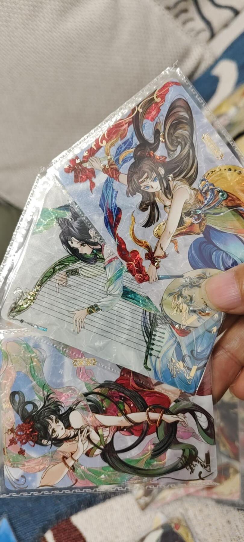 秋原瞳的小店第二十八期（持续收拍，深夜入冬的稀雨，总是静寂的……）