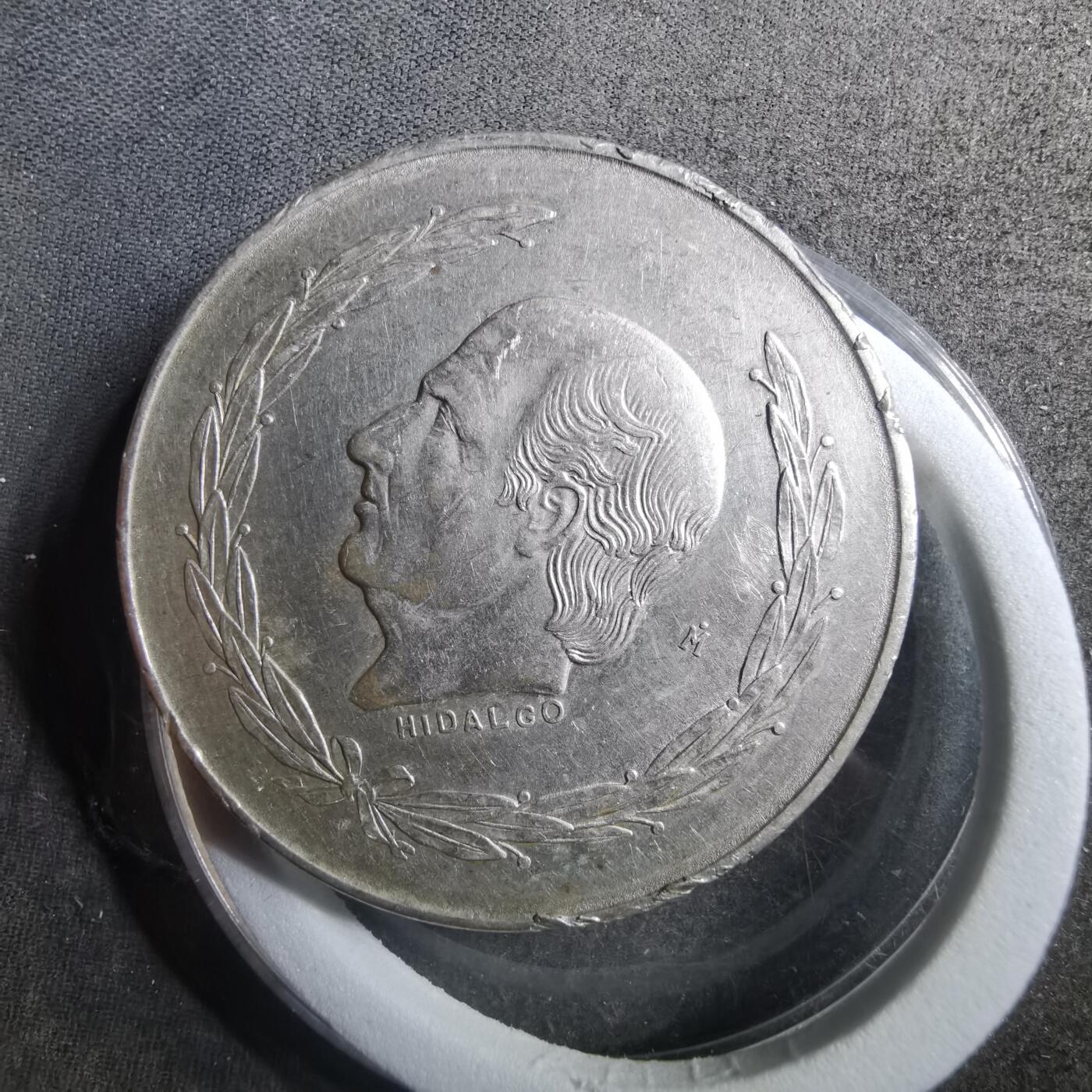 沼泽如烟--第895场 墨西哥1972年5比索银币27.77克成色0.720