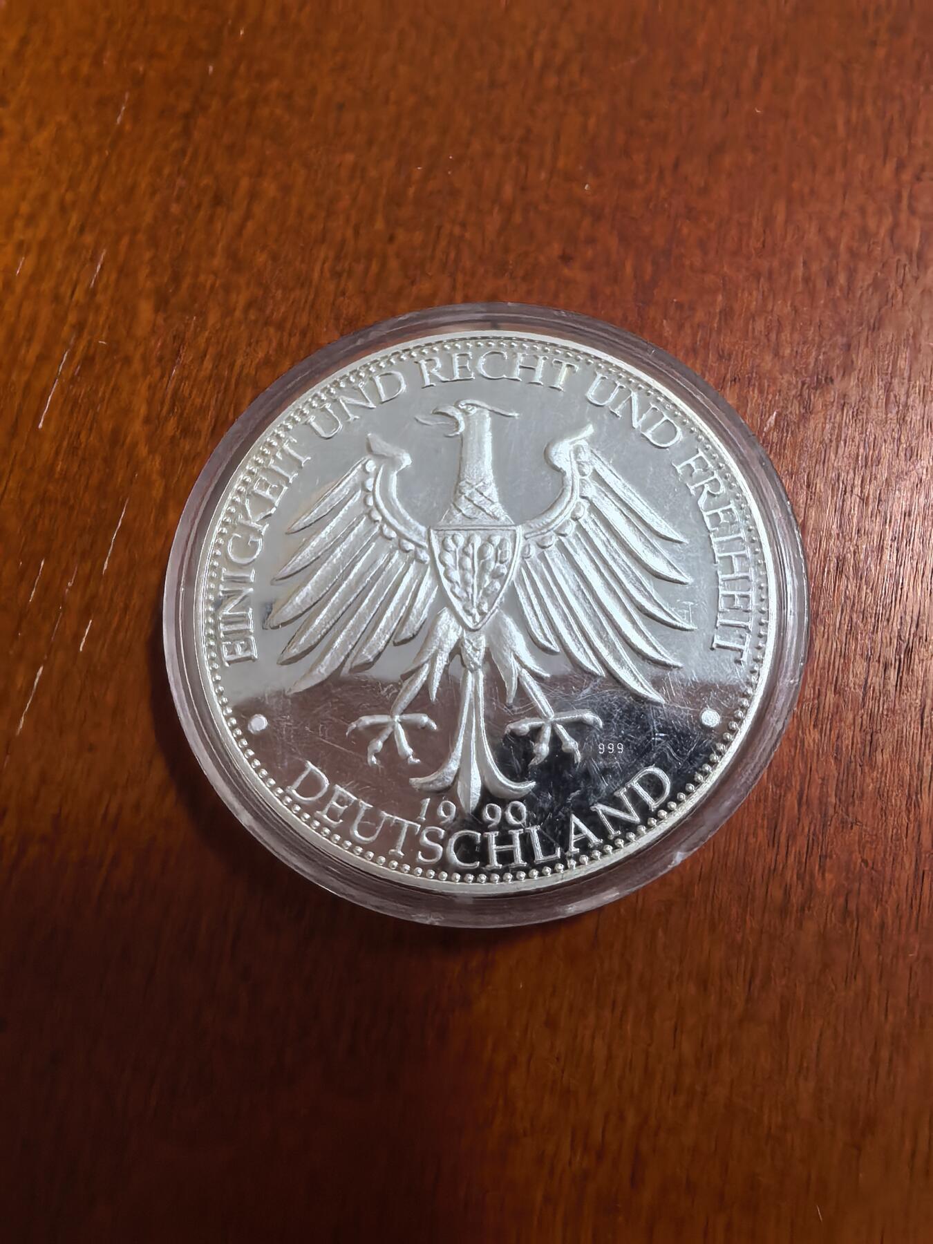 长老汇蛇年精选第七十一场拍卖 1990德国两德统一精制银章，20克999银，40MM