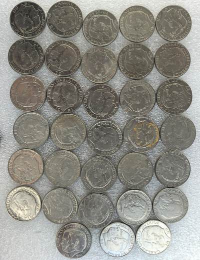  外国优质老铜币银币，周六九点倒数截拍，满百包邮，可寄存半年，喜欢朋友微信扫描二维码可直接参拍 - 瑞典国王卡尔十六世·古斯塔夫1克朗33枚