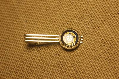 2025.11.13日系杂货小拍卖 - 陆自预备自卫官30周年纪念领带夹，库存品相