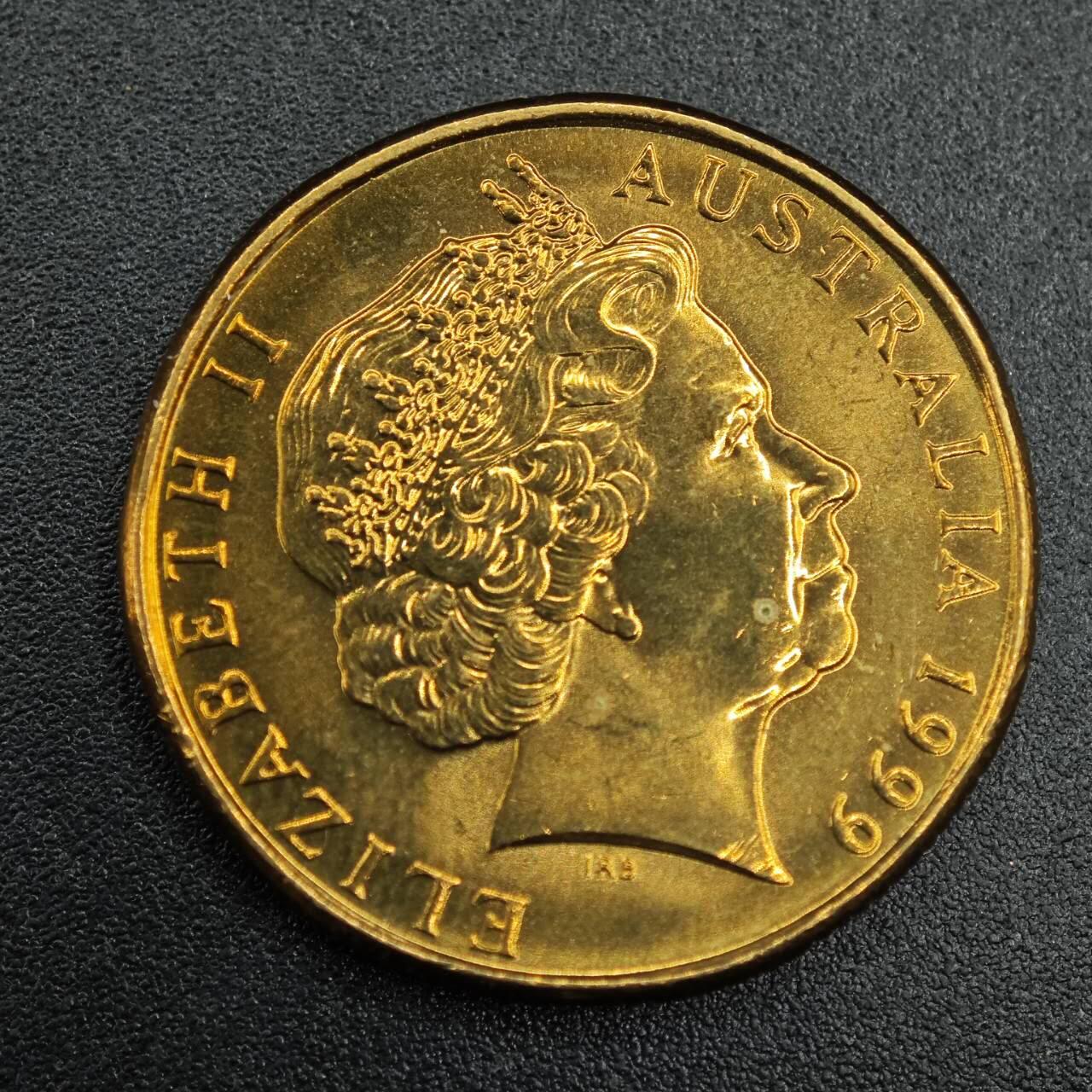 【淘币小摊】实时拍第七百九十二拍   散币场   满百包邮可预留二周 每周一统一发货   澳大利亚1999年国际老年人年一元纪念币