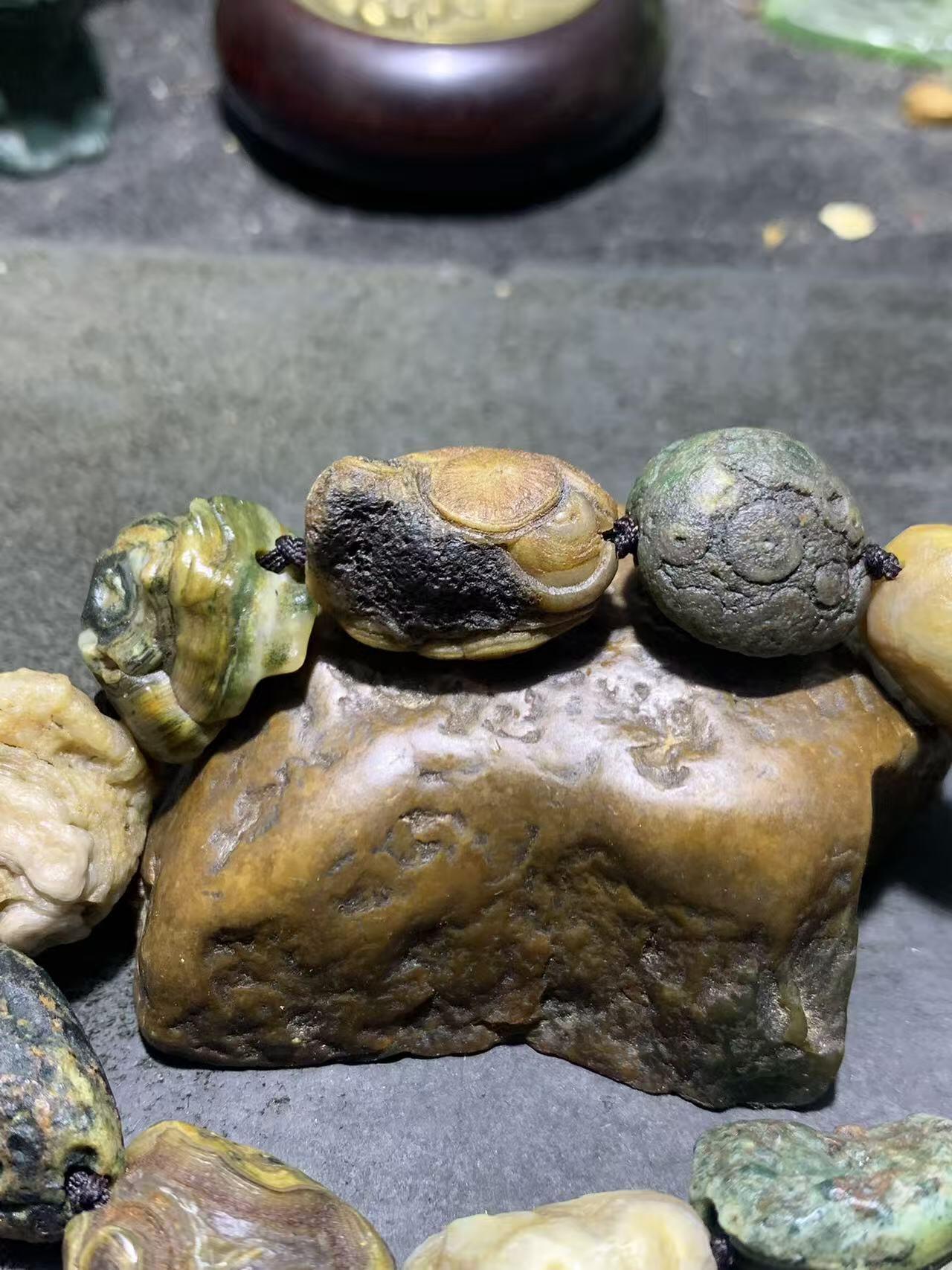 精美外蒙眼石手工编织手串一条！，