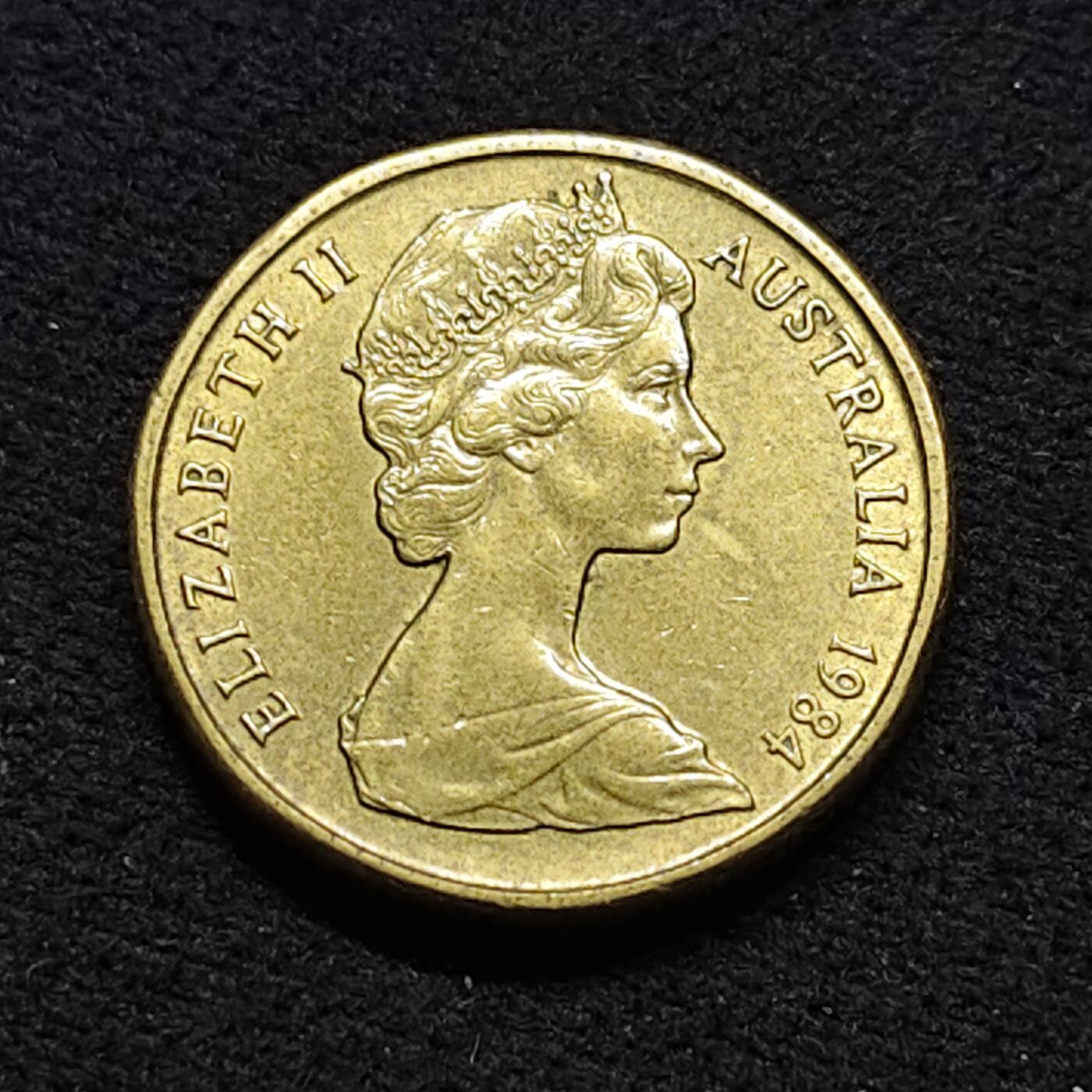 【全场包邮】纯粹捡漏拍476场（免费代拍第13场）调整中 澳大利亚1984年发行首年独立版袋鼠1元（1985年启用新版女王头像）