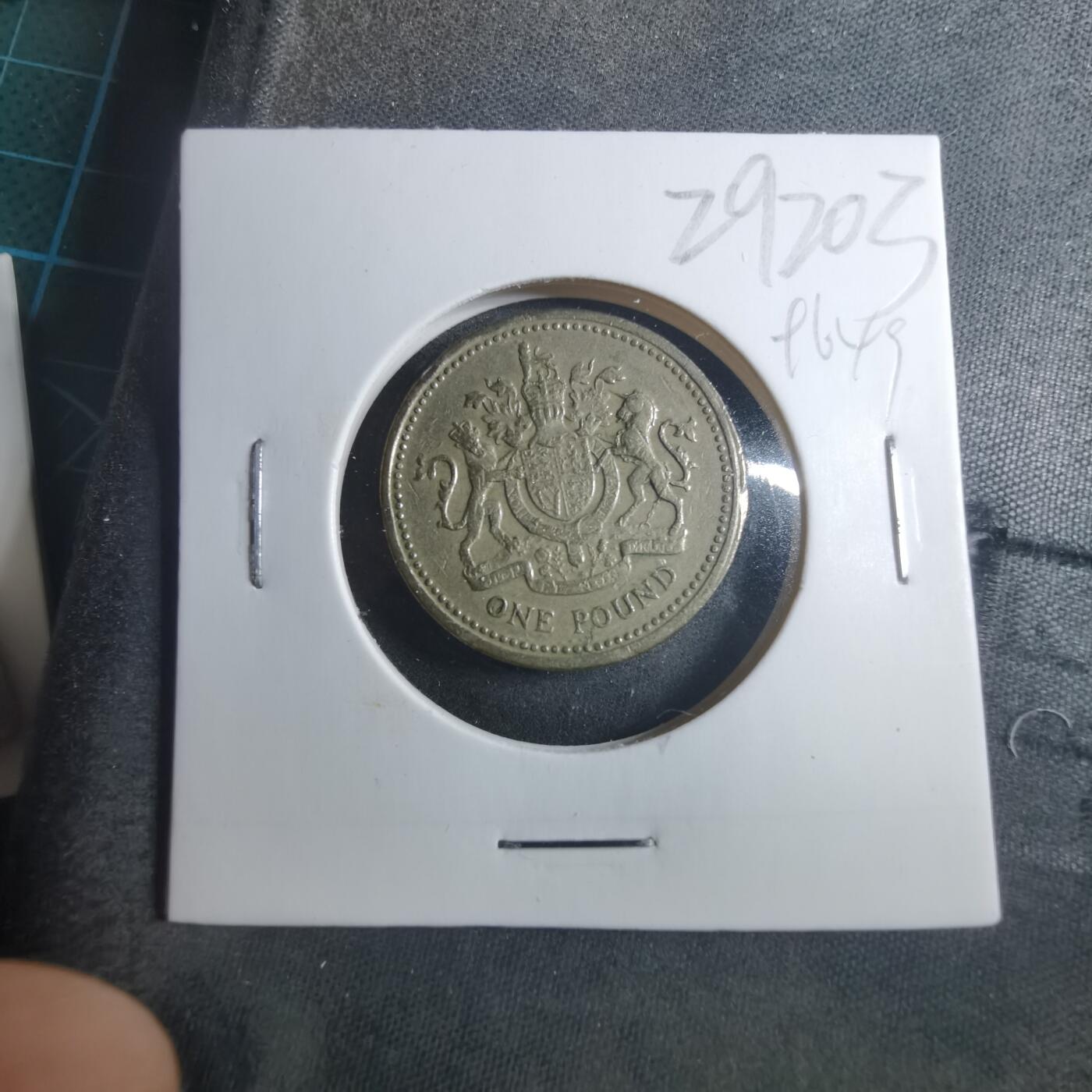 沼泽如烟--第896场 英国1983年一磅