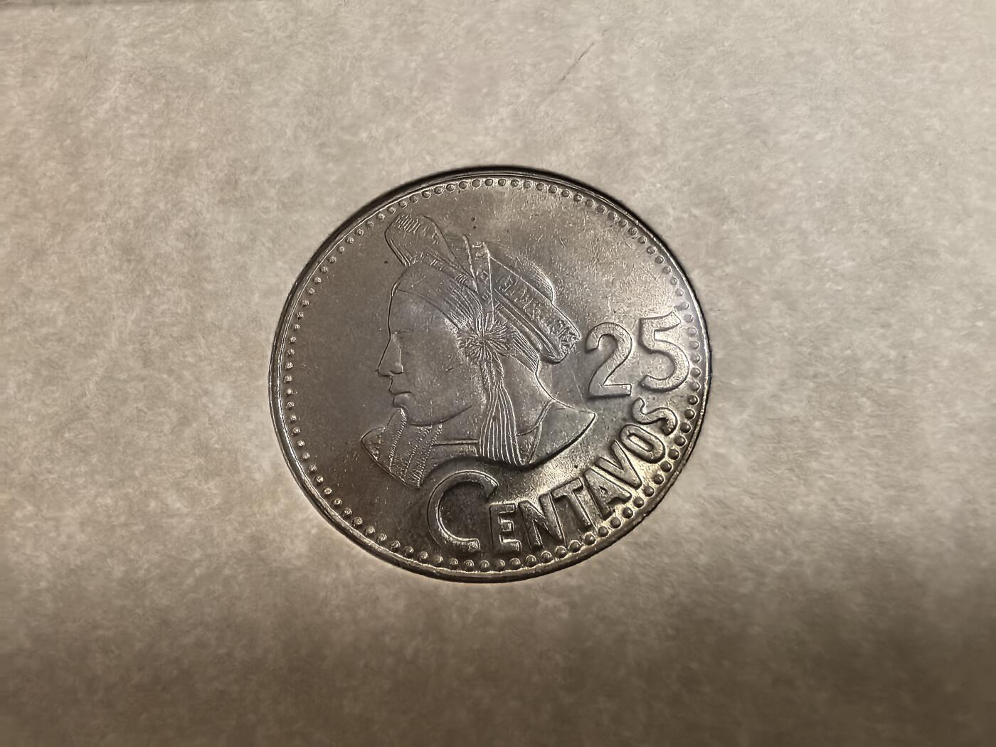 长老汇蛇年精选第七十一场拍卖 世界各国钱币——危地马拉，含1982年5角纸钞+1979年25分铜镍币