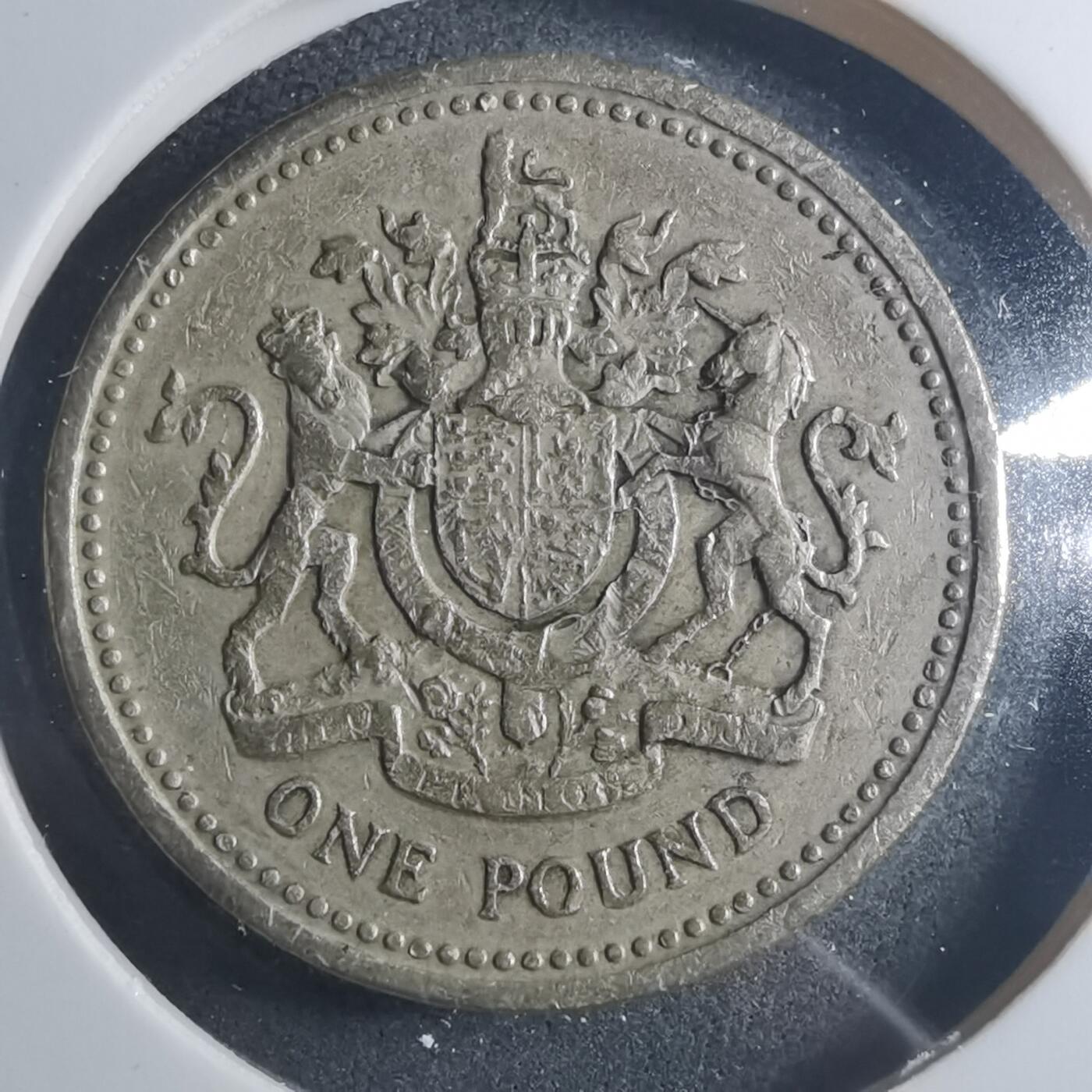 沼泽如烟--第896场 英国1983年一磅