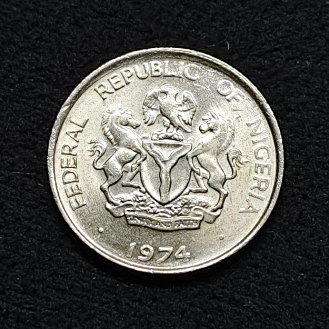 【全场包邮】纯粹捡漏拍476场（免费代拍第13场）调整中 尼日利亚1974年5科博