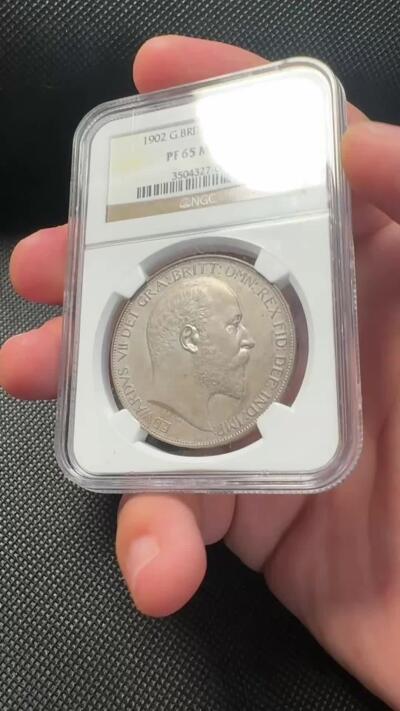 甄臻铺-世界币章拍卖（第38期）立冬小精品场，送拍享返佣金等优惠多多 NGC-PF65MATTE 1902年英国爱德华七世马剑1克朗大银币 精制MATTE 完美原盒状态 爱七克朗达到65的难度和64相比堪称两个世界