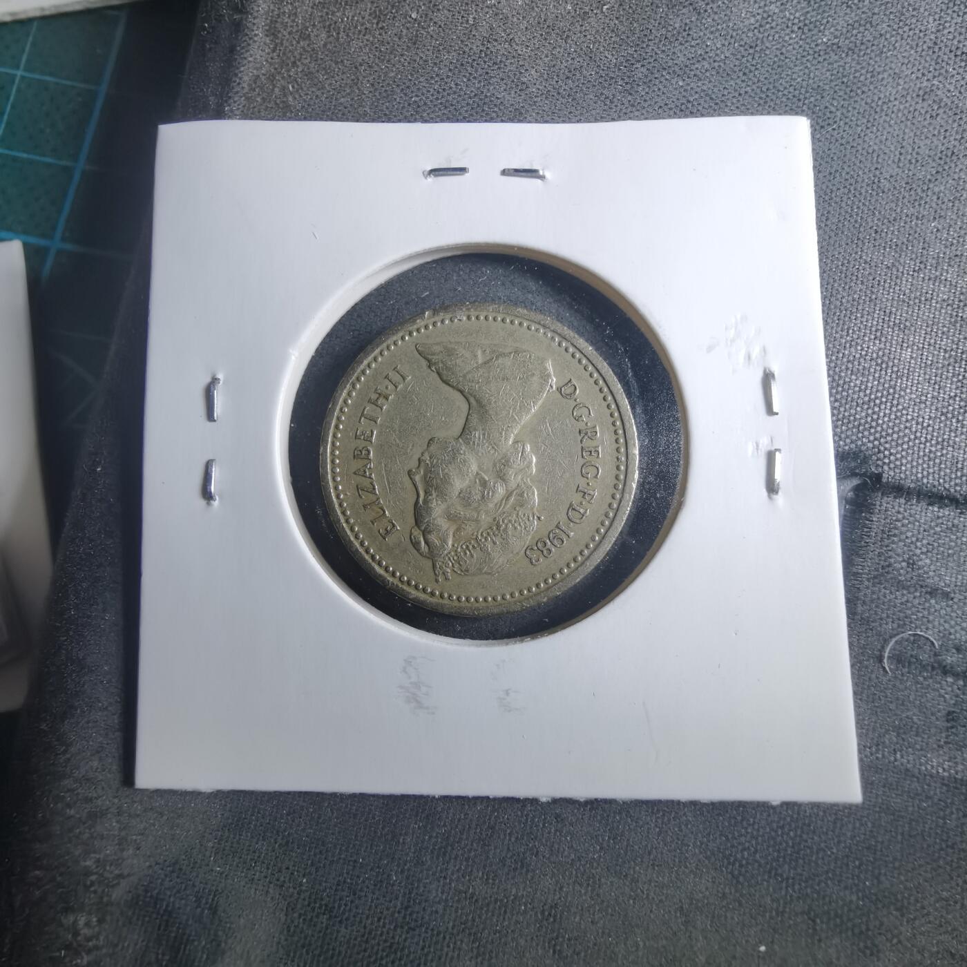 沼泽如烟--第896场 英国1983年一磅