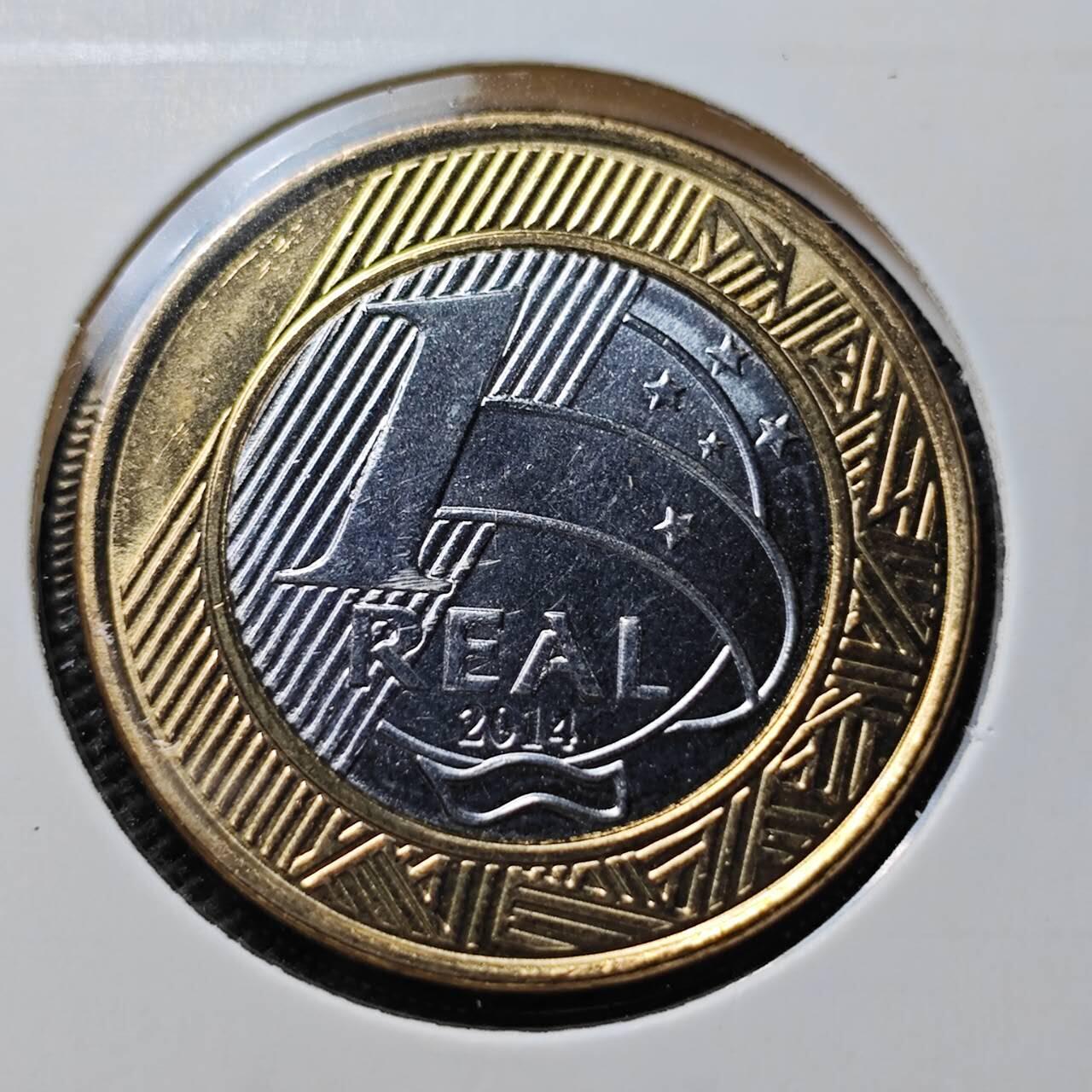 KK钱币收藏小铺  第367场  2月预留时间 周末发货  巴西1瑞尔双色币纪念币