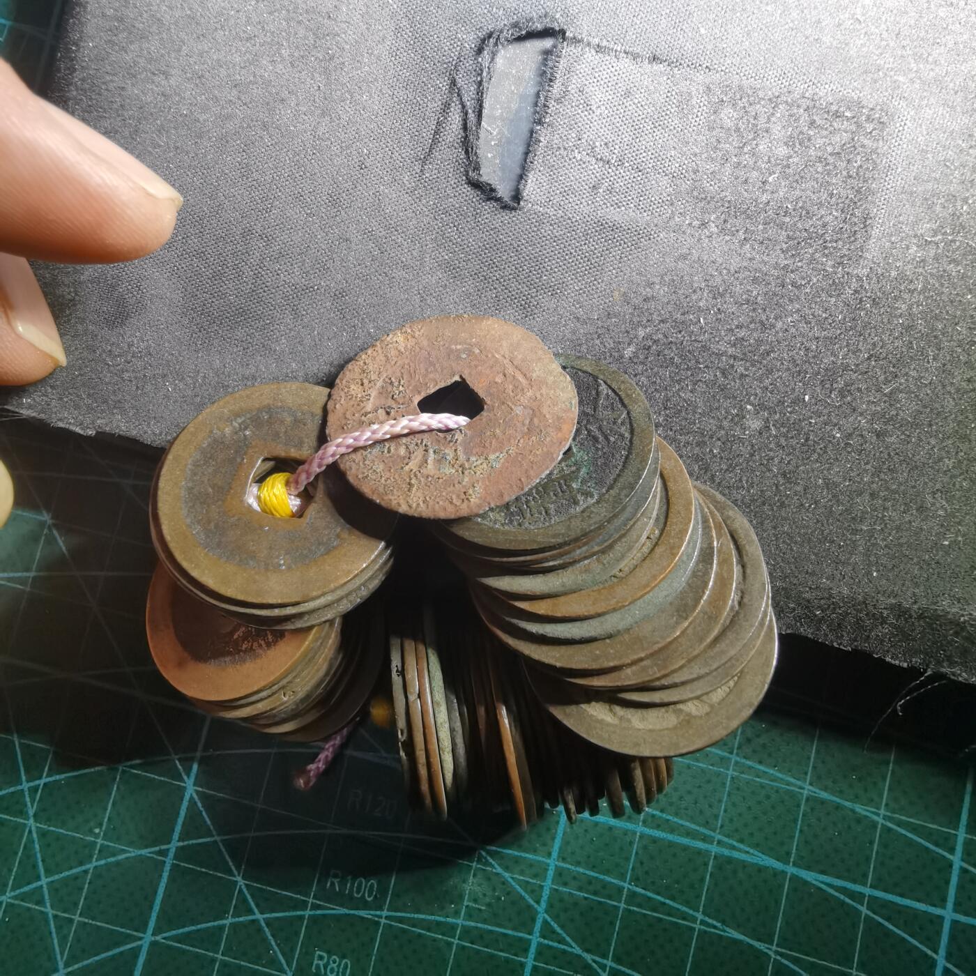 沼泽如烟--第895场 铜钱一串基本都是宽永，背元  背佐 光背 古宽等