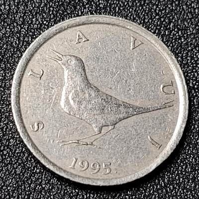 泉币菌-第125场-126场 并场 精品福利场(本场由于周日截拍，需要下周周末发货，感谢理解) - 夜莺 克罗地亚1995年 1库纳铜铝锌 22.5毫米 5克