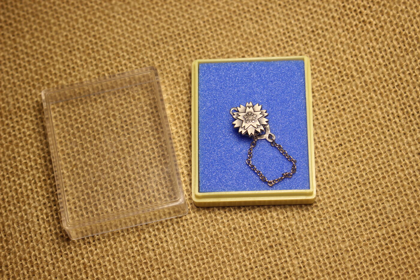 2025.11.13日系杂货小拍卖 日本警察厅迷你章，近库存品相