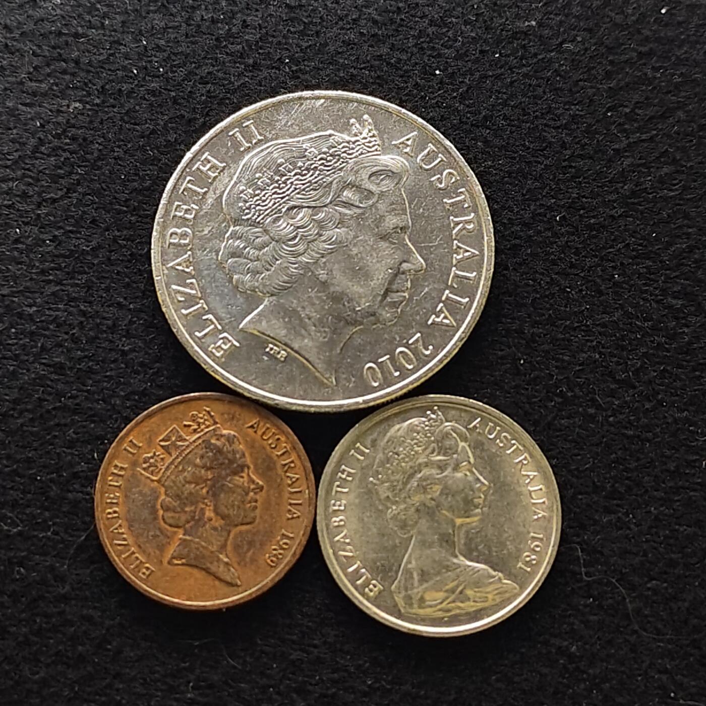 【全场包邮】纯粹捡漏拍476场（免费代拍第13场）调整中 澳大利亚给各年份散币3枚一组