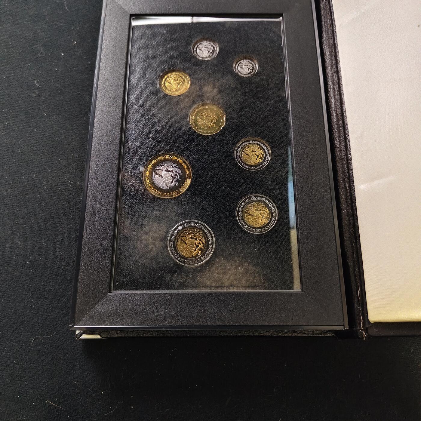 【全场包邮】纯粹捡漏拍477场（免费代拍第14场）调整中 【少见】墨西哥1995年官方精制套币-10比索为银芯双金属币（银芯版唯一精制仅随套币发行）-量6981