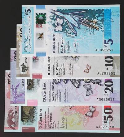 世界靓号纸钞第七十七期 - 2016-21年北爱尔兰5 10 20 50镑 5 10 20都是无47 50是AA首发无4 全新UNC