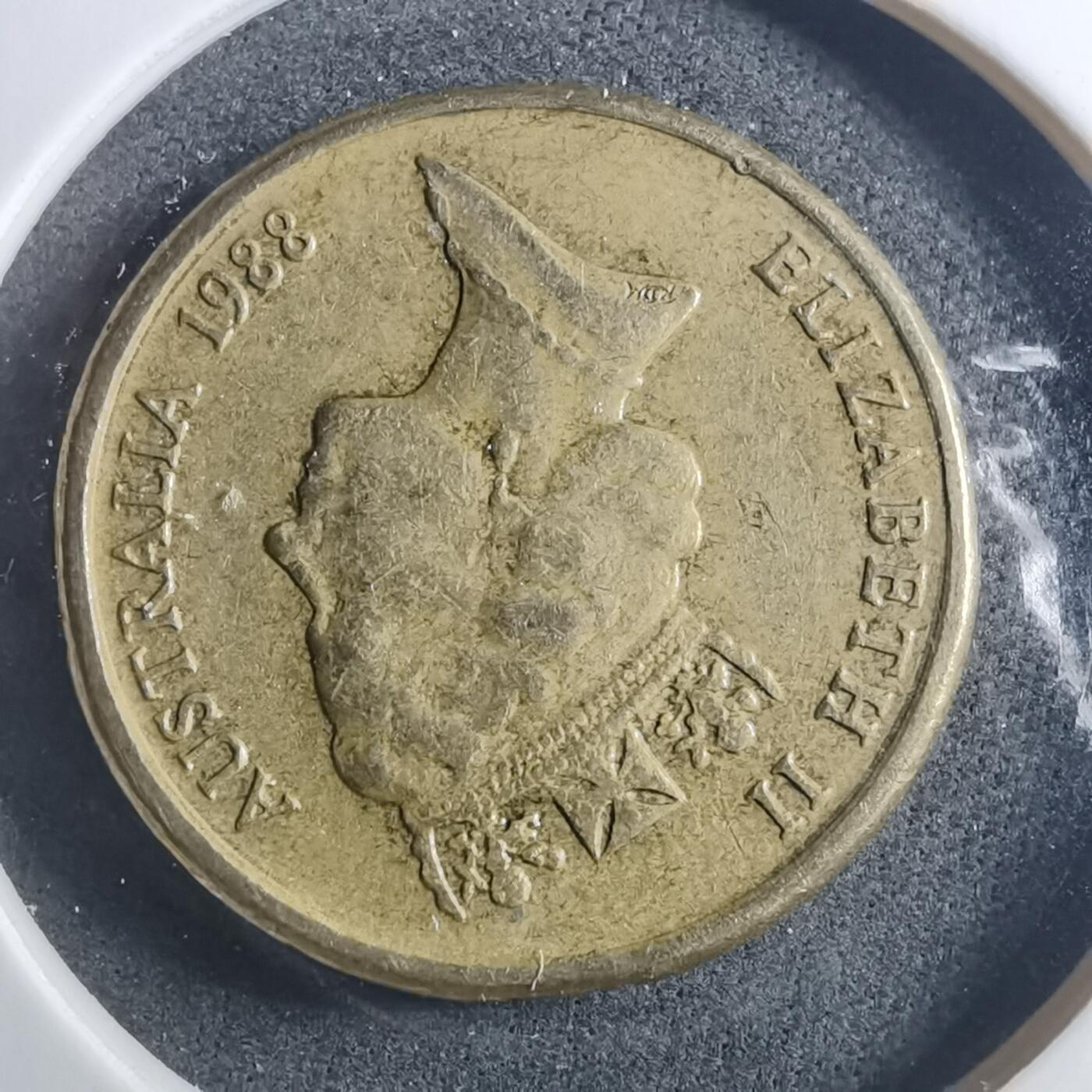 沼泽如烟--第896场 澳大利亚1988年两元