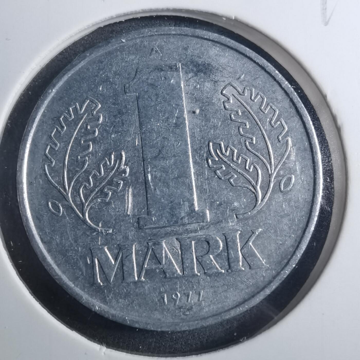 沼泽如烟--第896场 东德1977年1马克