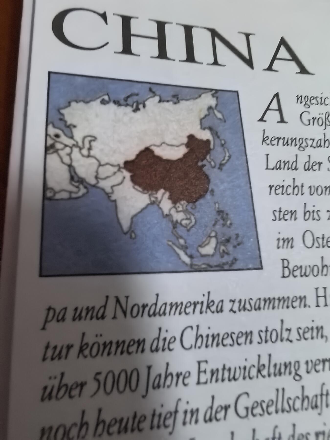 长老汇蛇年精选第七十一场拍卖 德国发行的中国宪法邮币封，含1枚1986年5分铝币，其中中国地图有错误
