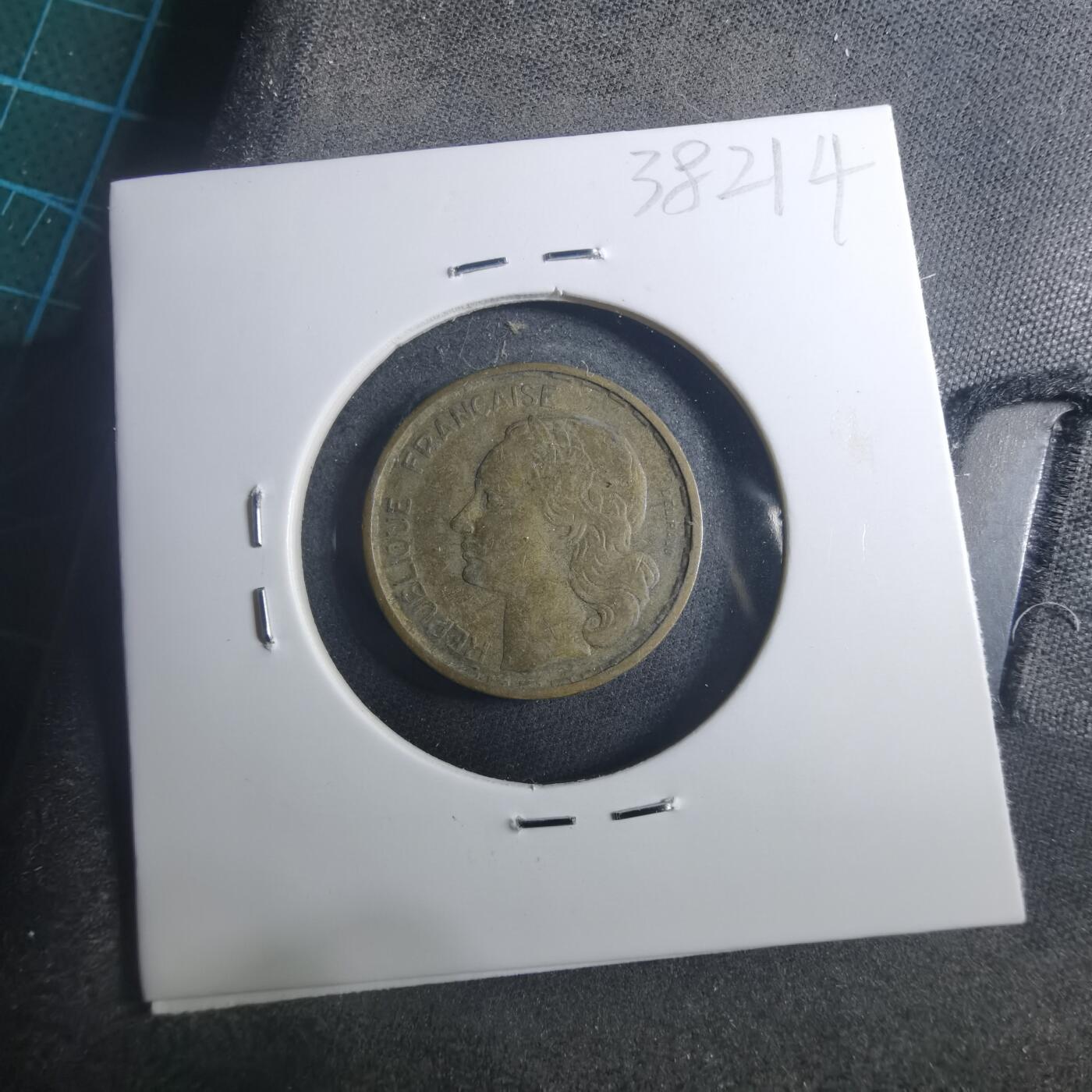 沼泽如烟--第896场 法国1951年10法郎B版