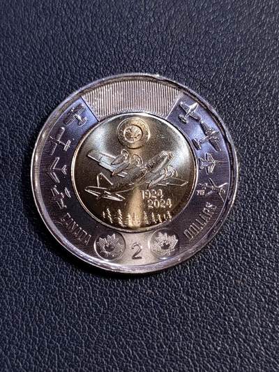 世界各国普、纪币捡漏专场(第十八场) -  2024年加拿大皇家空军百年2加元双金属无彩色版纪念币