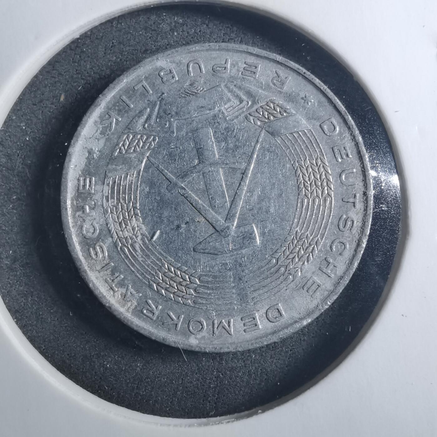 沼泽如烟--第896场 东德1968年10芬尼