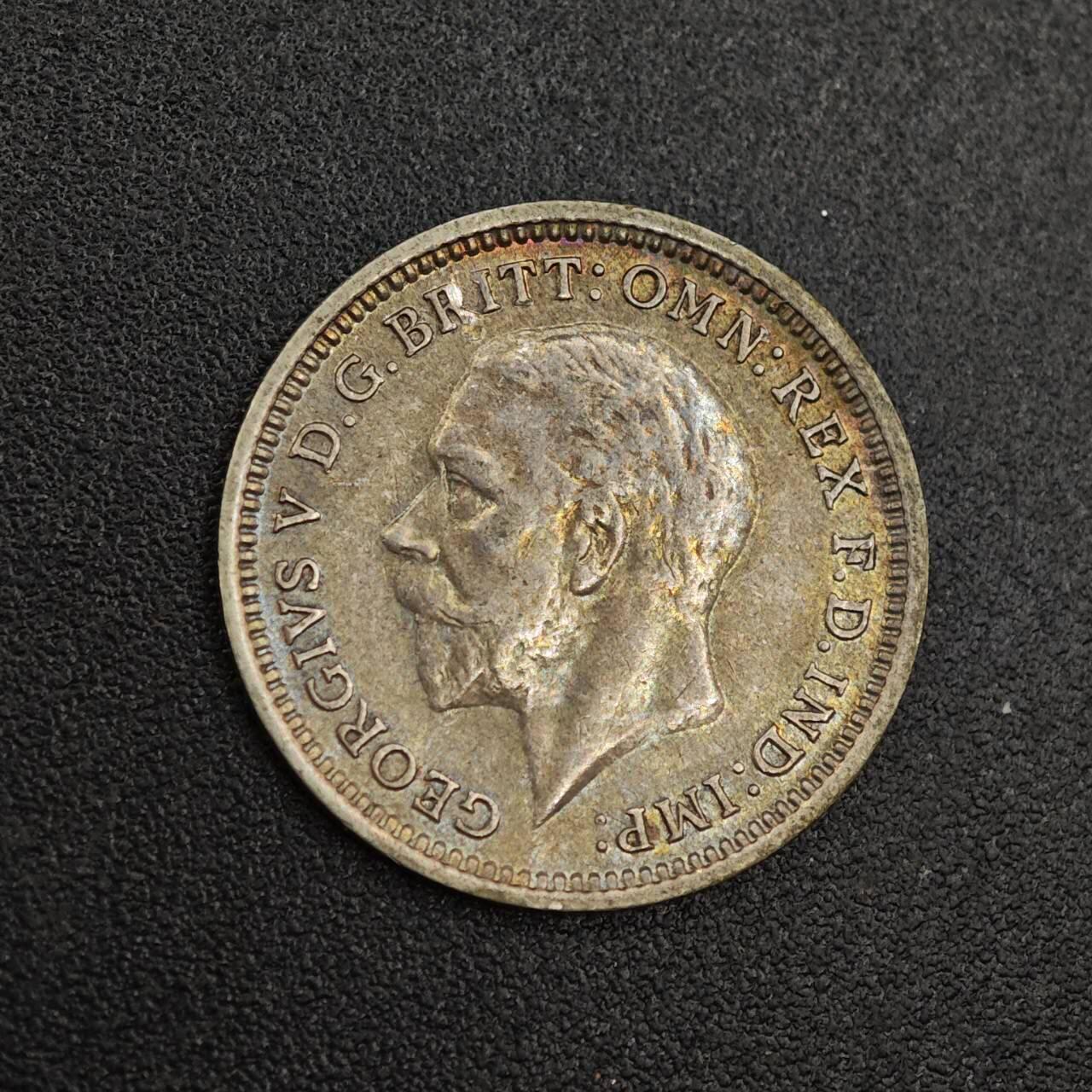 【淘币小摊】实时拍第七百九十二拍   散币场   满百包邮可预留二周 每周一统一发货   英国1933年乔治五世3便士银币