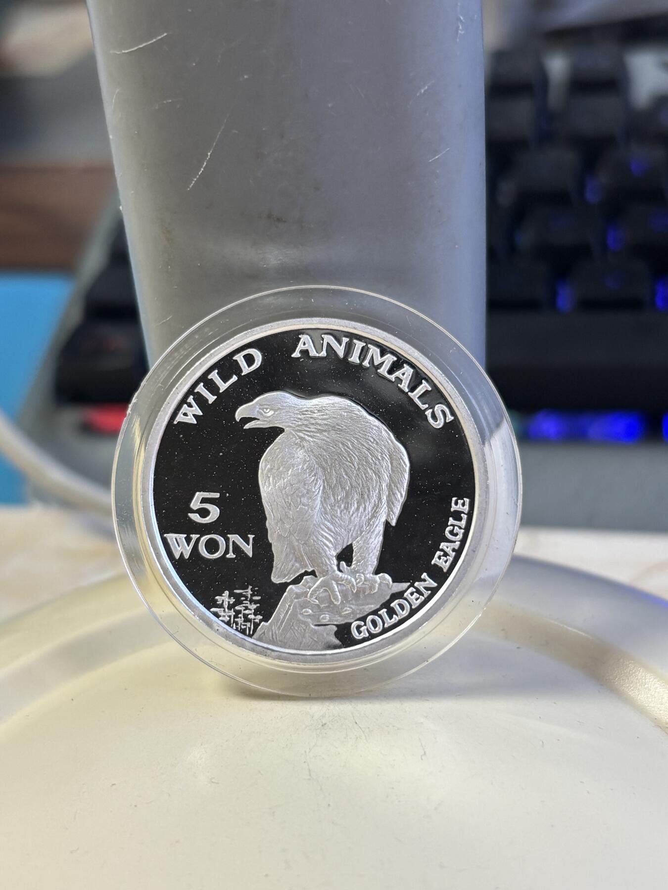 第181期拍卖 朝鲜2003年野生动物金雕999纯银20克纪念银币，999银