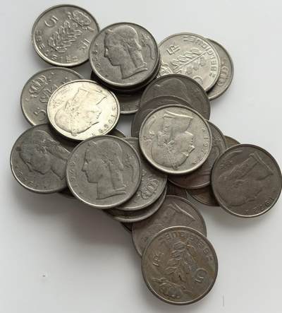  外国优质老铜币银币，周六九点倒数截拍，满百包邮，可寄存半年，喜欢朋友微信扫描二维码可直接参拍 - 比利时博杜安一世5法郎24个