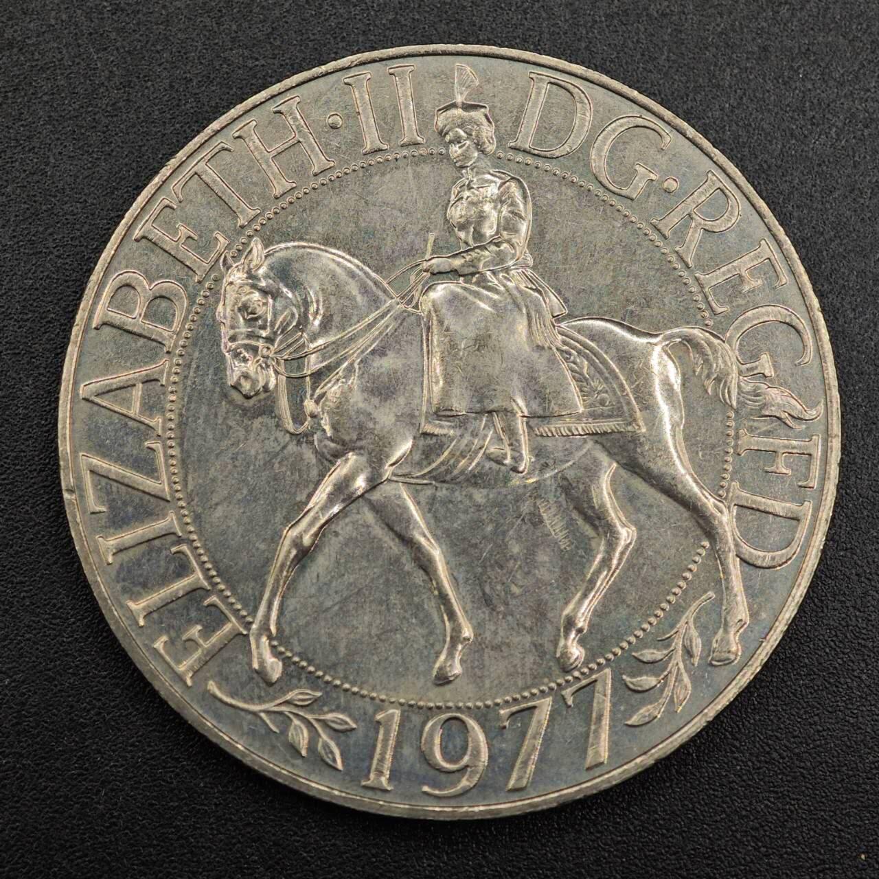 【淘币小摊】实时拍第七百九十二拍   散币场   满百包邮可预留二周 每周一统一发货   英国1977年女王登基银禧克朗纪念币