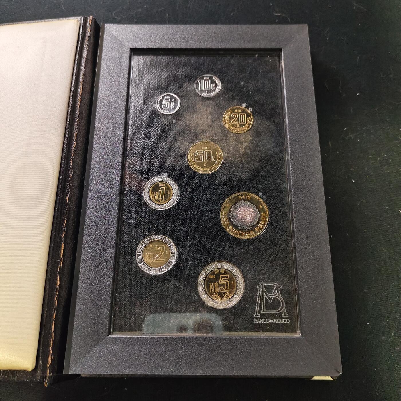 【全场包邮】纯粹捡漏拍477场（免费代拍第14场）调整中 【少见】墨西哥1995年官方精制套币-10比索为银芯双金属币（银芯版唯一精制仅随套币发行）-量6981