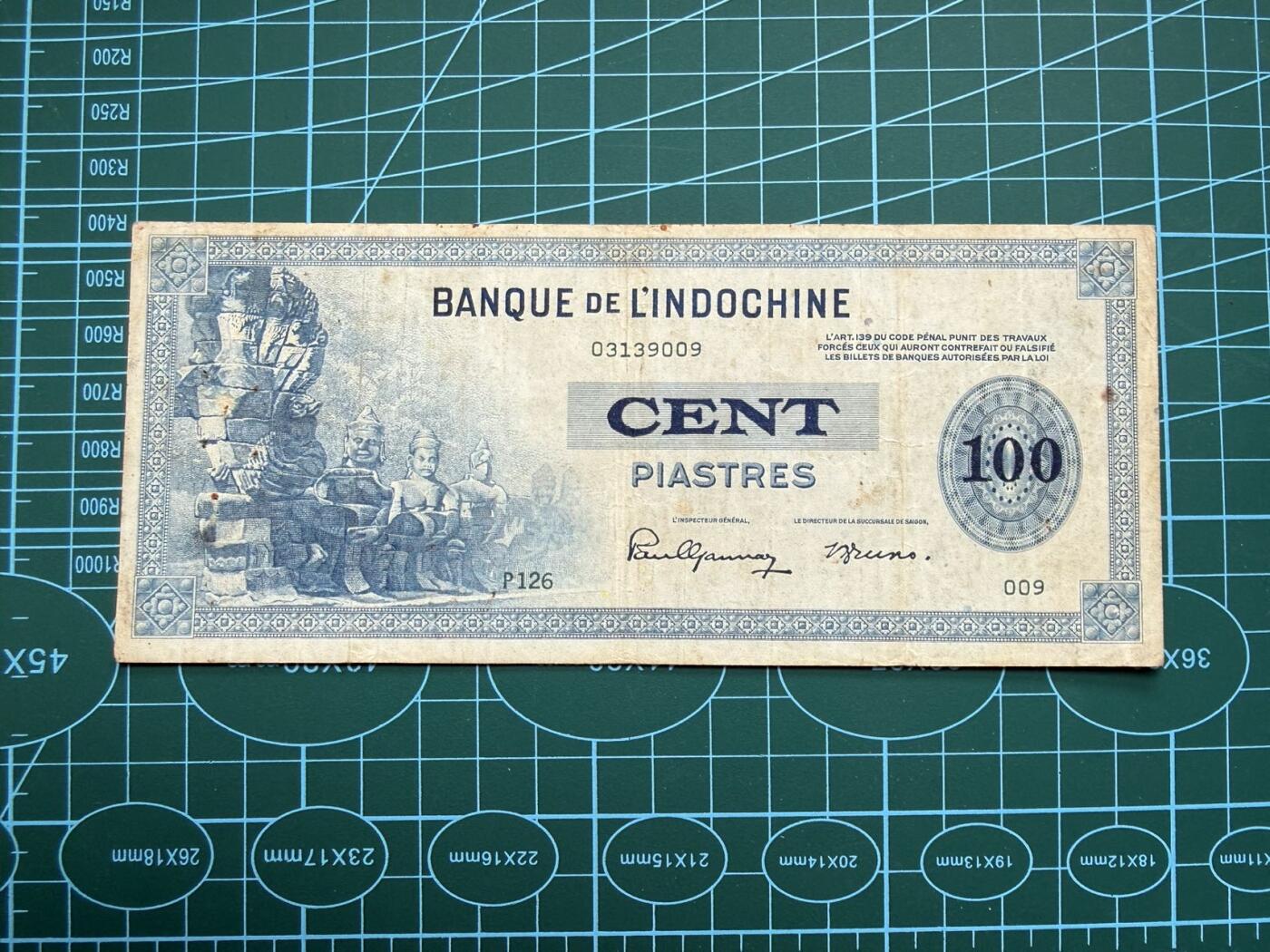 【炜奕收藏】，第五十期 越南法属印支100皮阿斯特，流通品相，号码无47