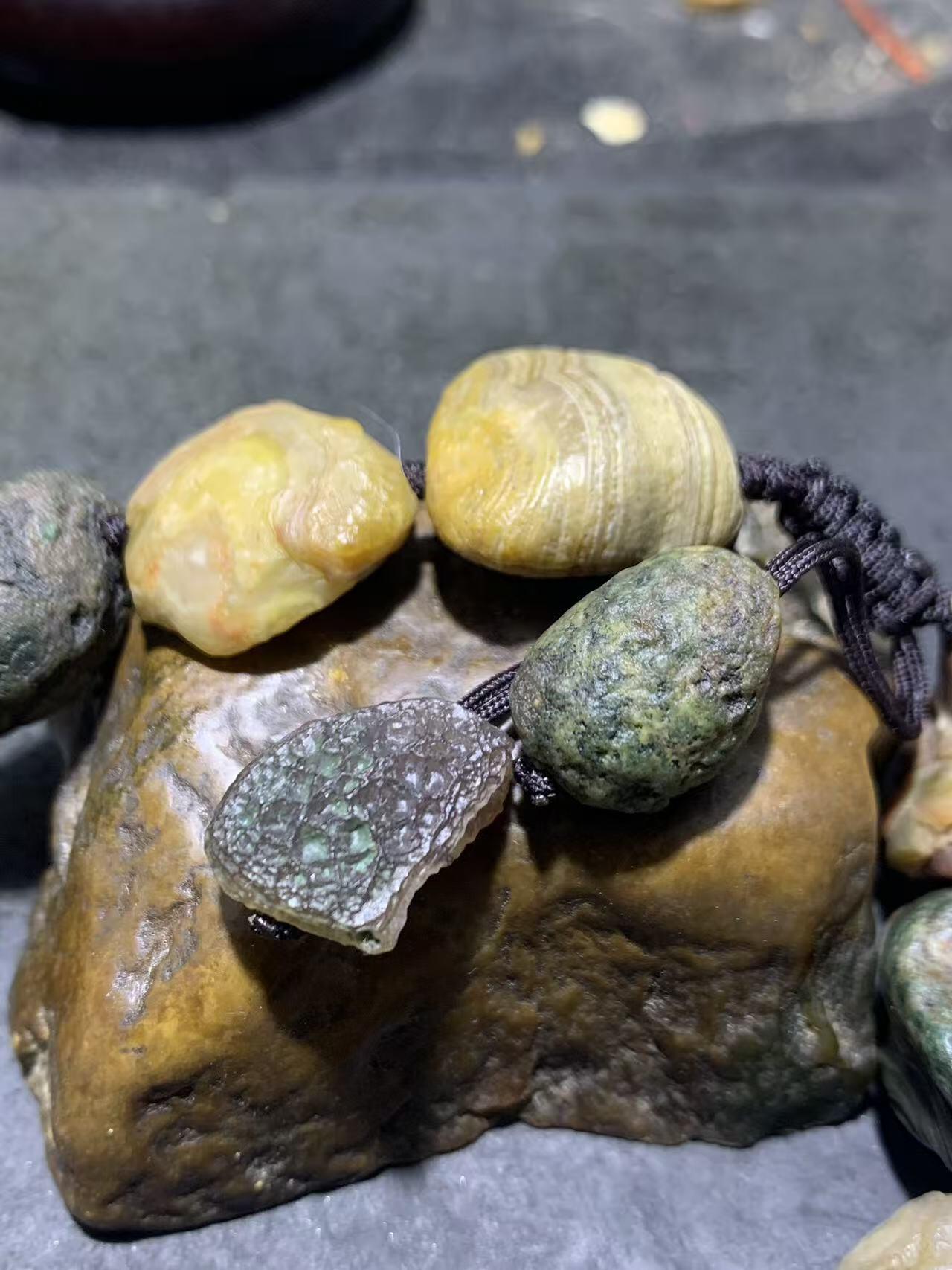 精美外蒙眼石手工编织手串一条！，