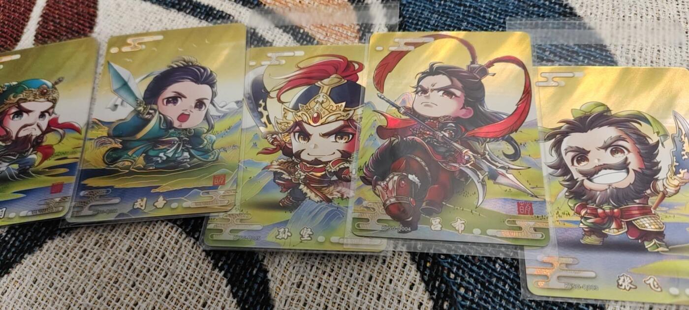 秋原瞳的小店第二十八期（持续收拍，深夜入冬的稀雨，总是静寂的……）