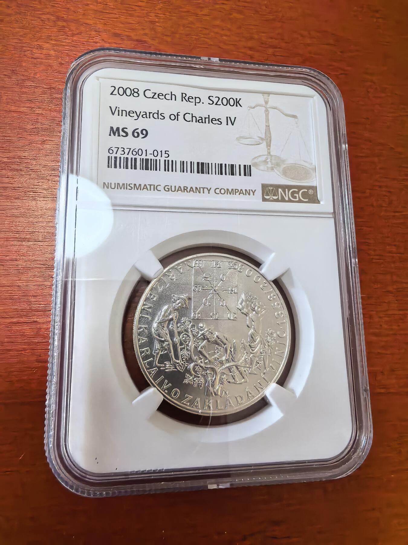 长老汇蛇年精选第七十一场拍卖 2008捷克查理四世葡萄种植令200克朗银币，NGC MS69，唯一亚军，更高1枚，9768枚
