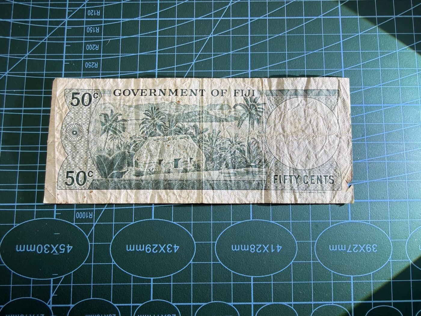 【炜奕收藏】，第五十期 斐济50分，流通品相