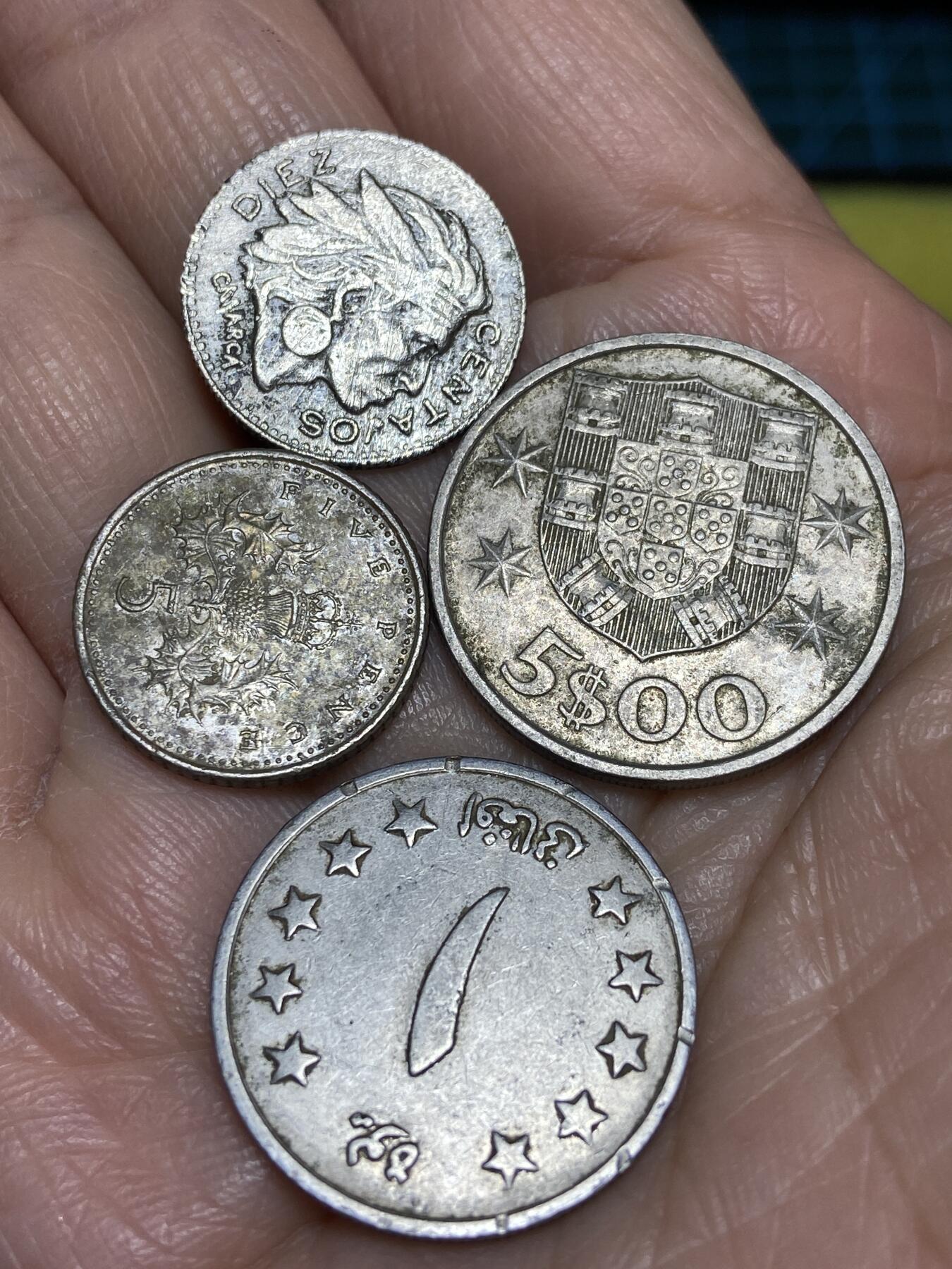 2025年第一百二十五场(总第一百五十一场）外国好品散币(免佣金) 各国散币4枚：葡萄牙🇵🇹1980年5埃斯库多，英国🇬🇧2007年5便士，哥伦比亚🇨🇴1956年5分，阿富汗🇦🇫1阿富汗尼