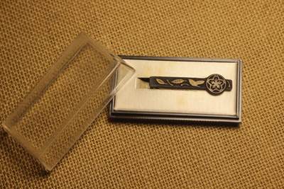 2025.11.13日系杂货小拍卖 - 陆自干候校纪念领带夹，库存品相