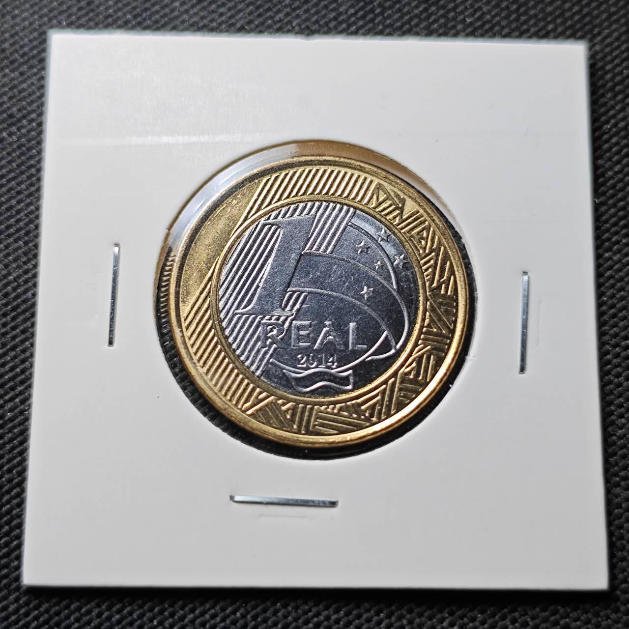 KK钱币收藏小铺  第367场  2月预留时间 周末发货  巴西1瑞尔双色币纪念币