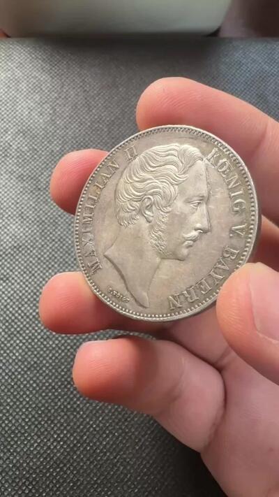 甄臻铺-世界币章拍卖（第38期）立冬小精品场，送拍享返佣金等优惠多多 1854年巴伐利亚马克西米利安二世水晶宫历史2泰勒 相较尺寸独树一帜的路一历史2T 规格回归流通2T的马二历史系列 水晶宫绝对是其中绕不开的品种，国内少见的好品裸币