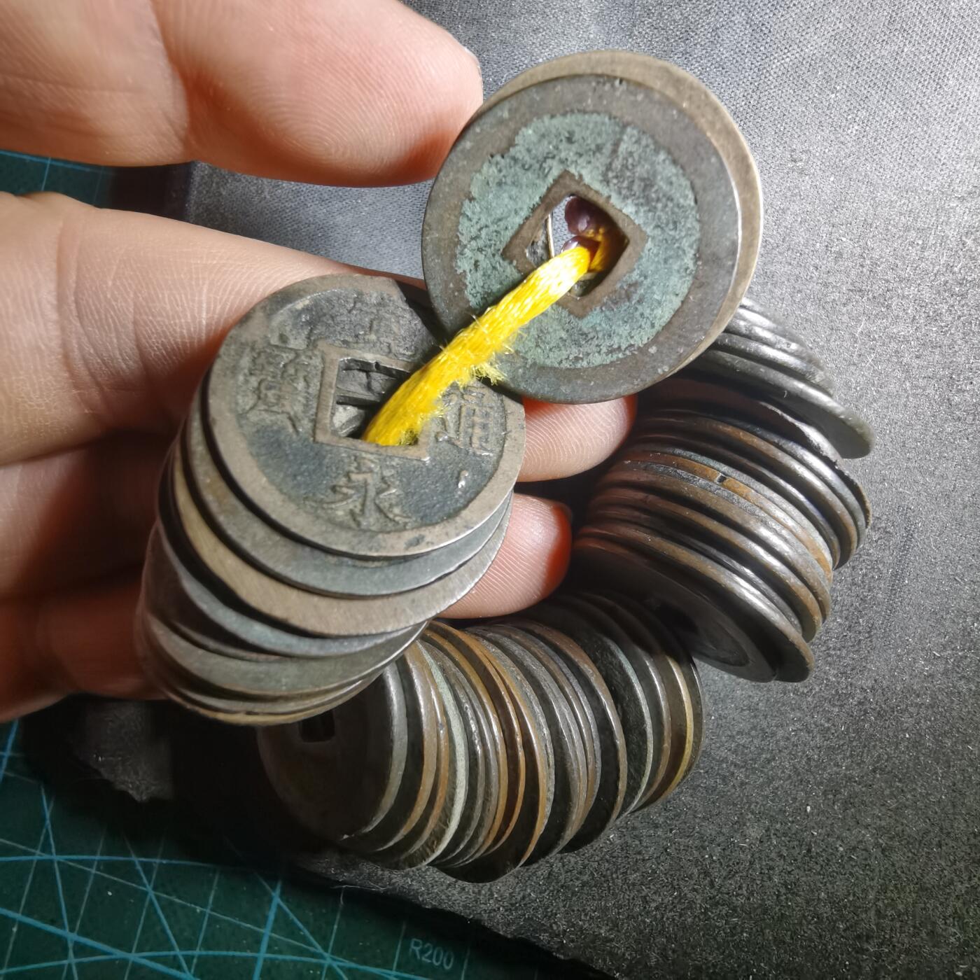 沼泽如烟--第895场 铜钱一串基本都是宽永，背元  背佐 光背 古宽等