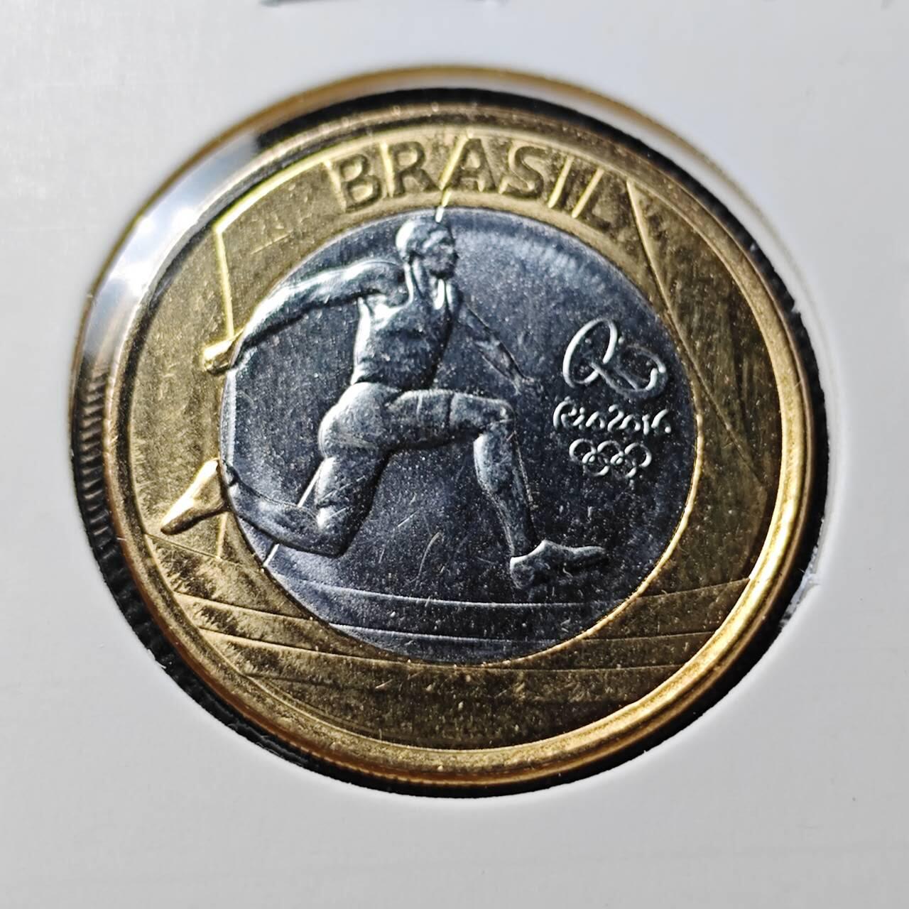 KK钱币收藏小铺  第367场  2月预留时间 周末发货  巴西1瑞尔双色币纪念币