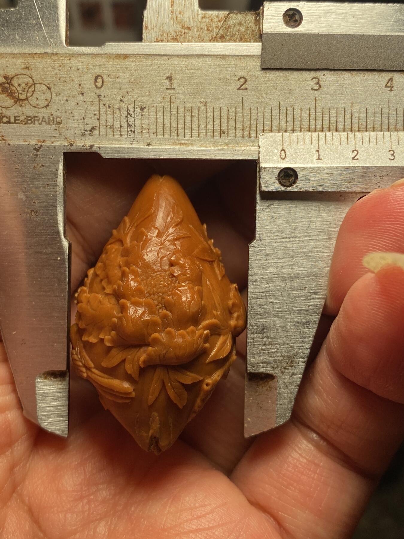 大佬都在看的苏工核雕捡漏价