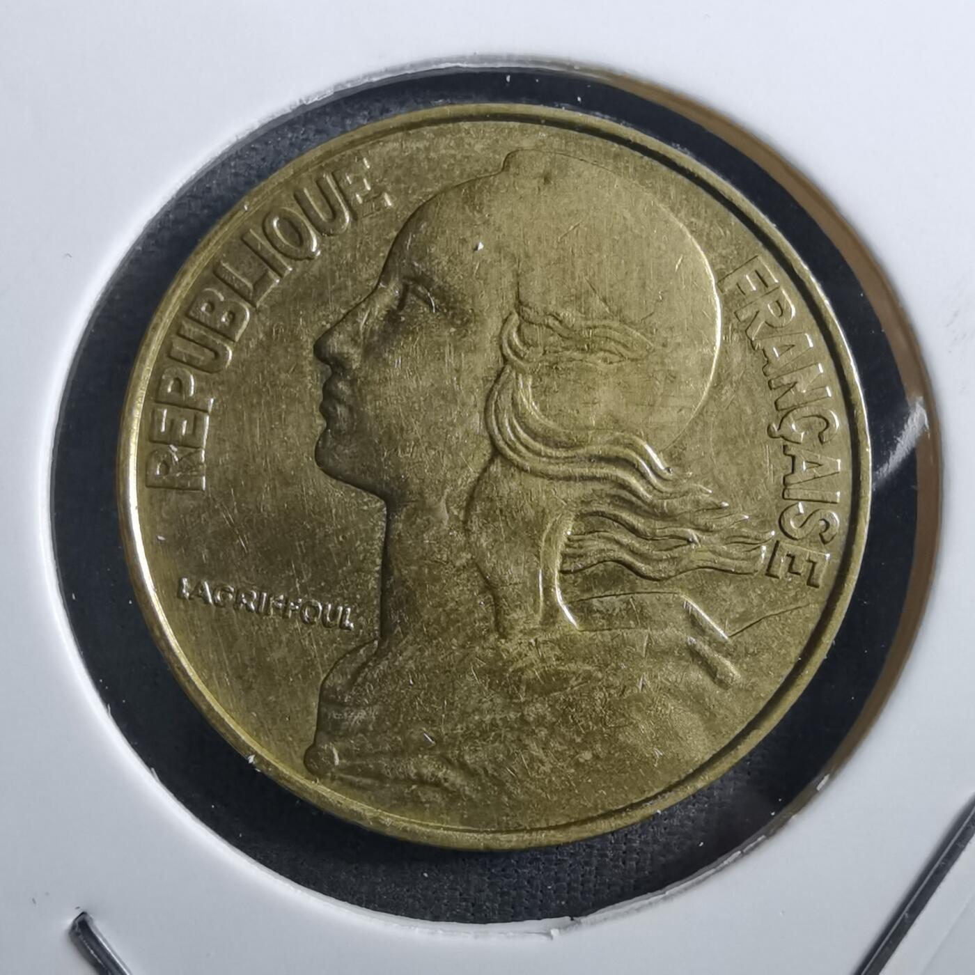 沼泽如烟--第897场 法国1984年20分